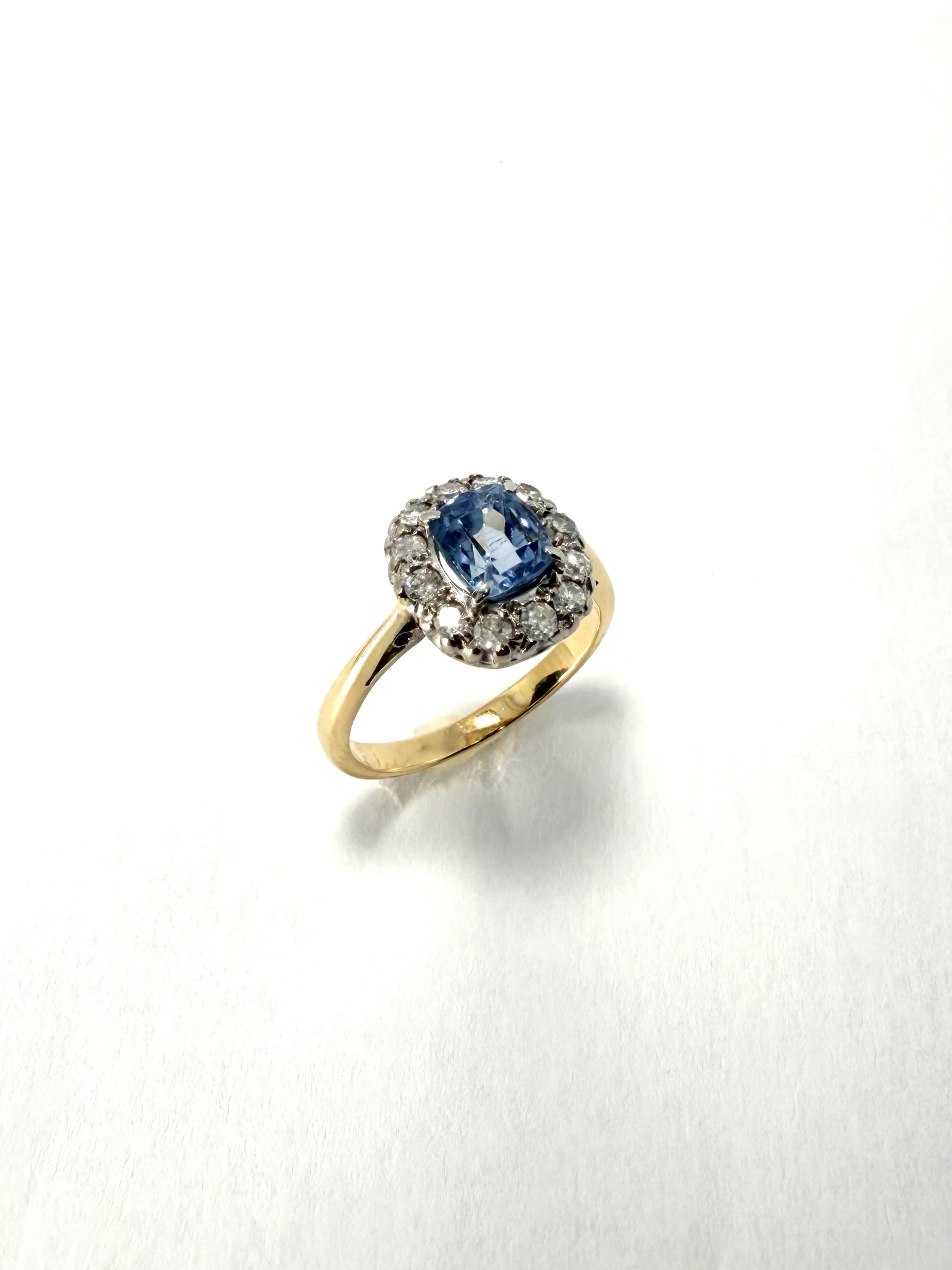 18ct vintage diamond & sapphire ring