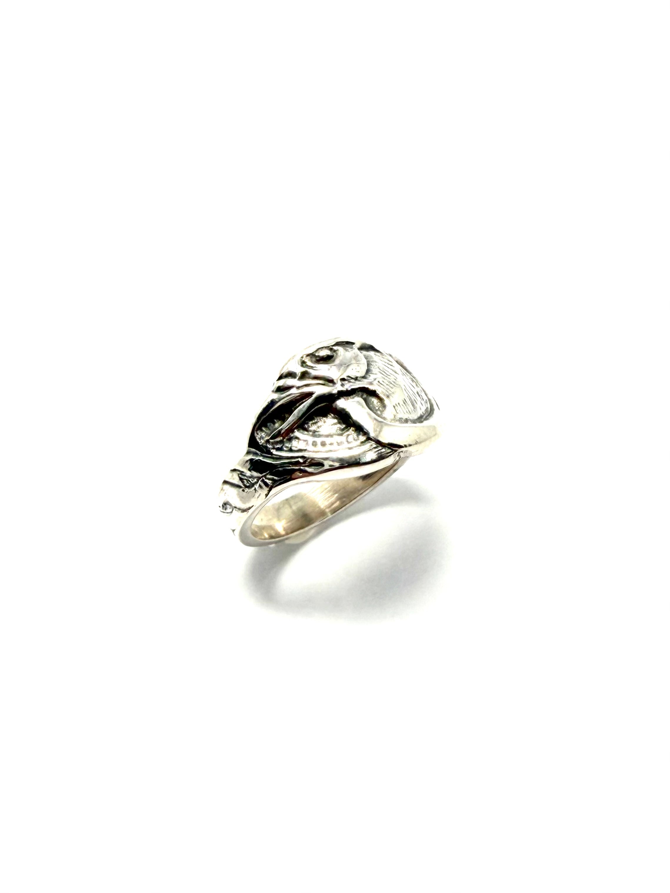 Silver vintage eagle ring
