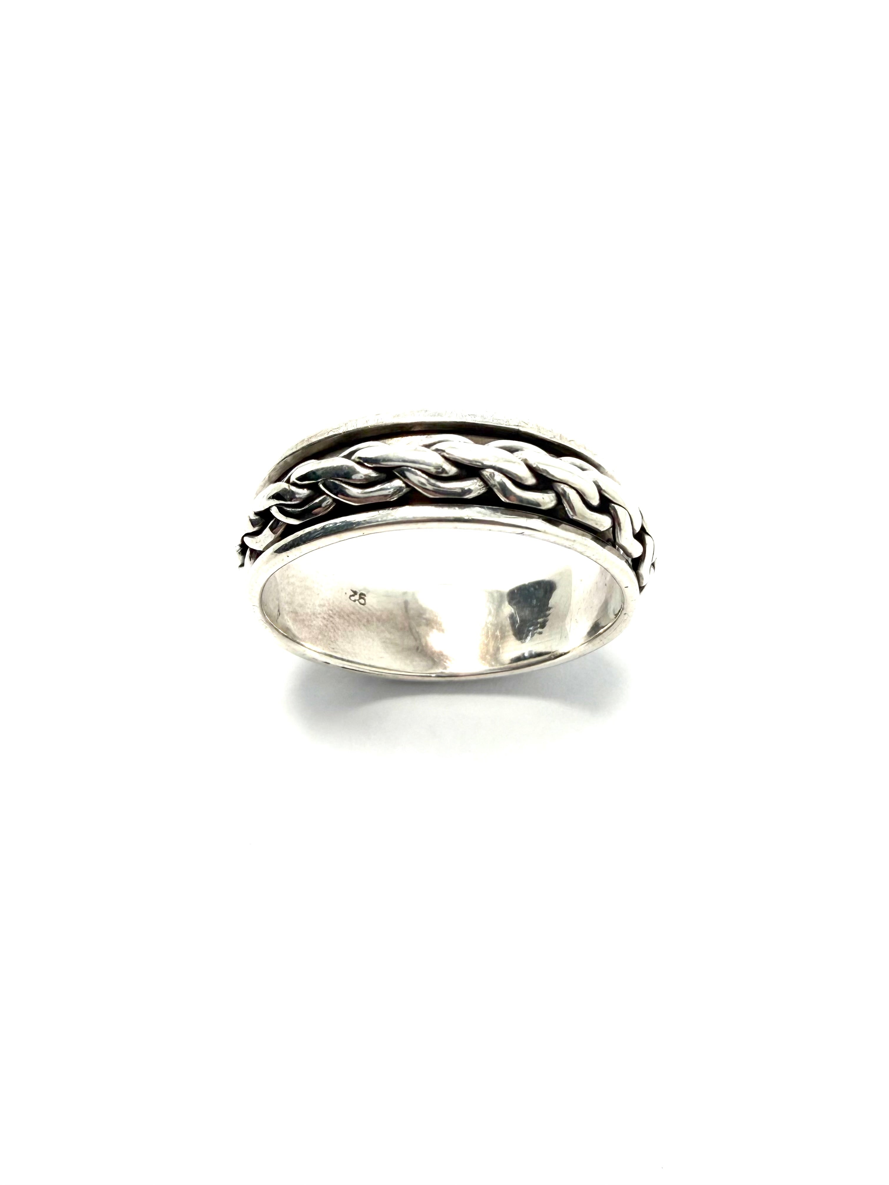 Silver spinner fidget ring