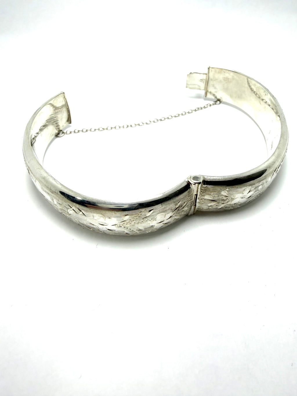 Silver floral engraved bangle