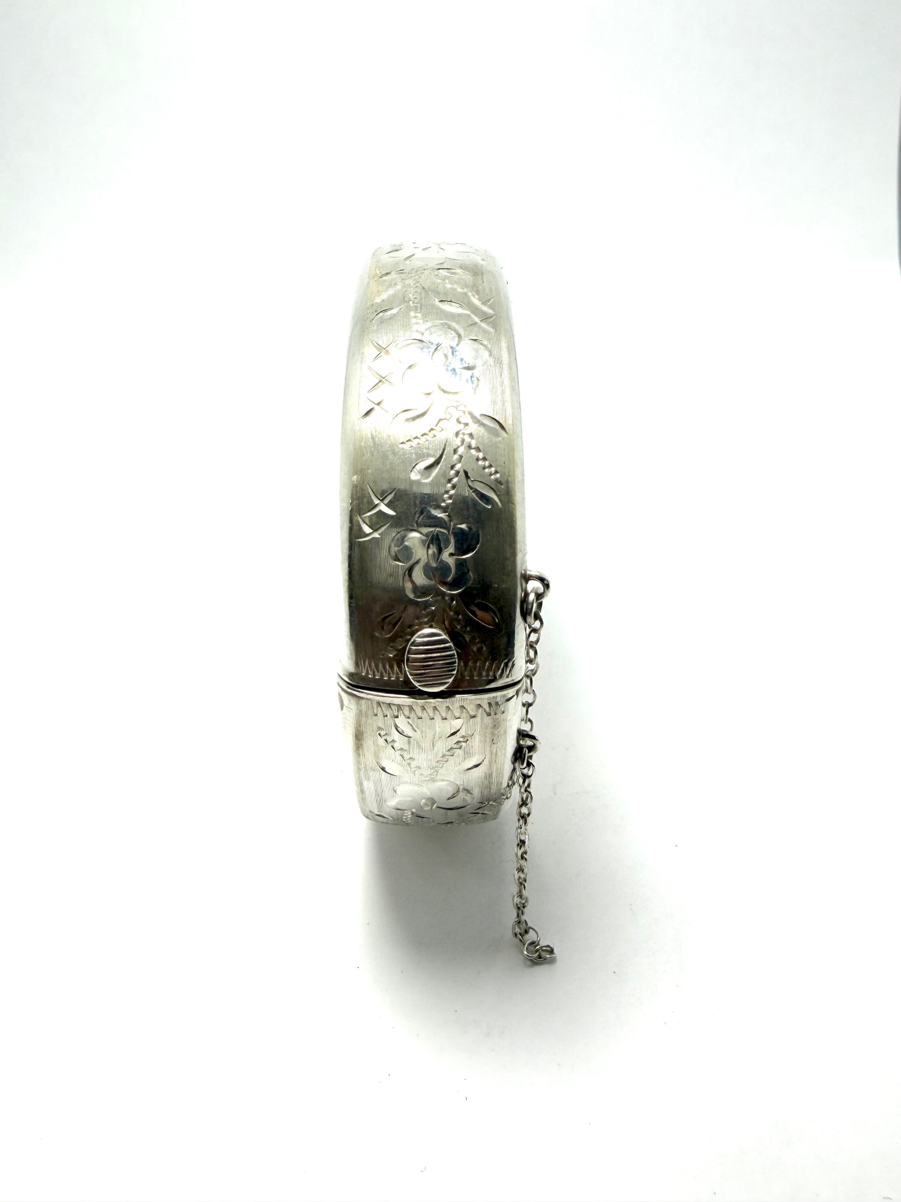 Silver floral engraved bangle