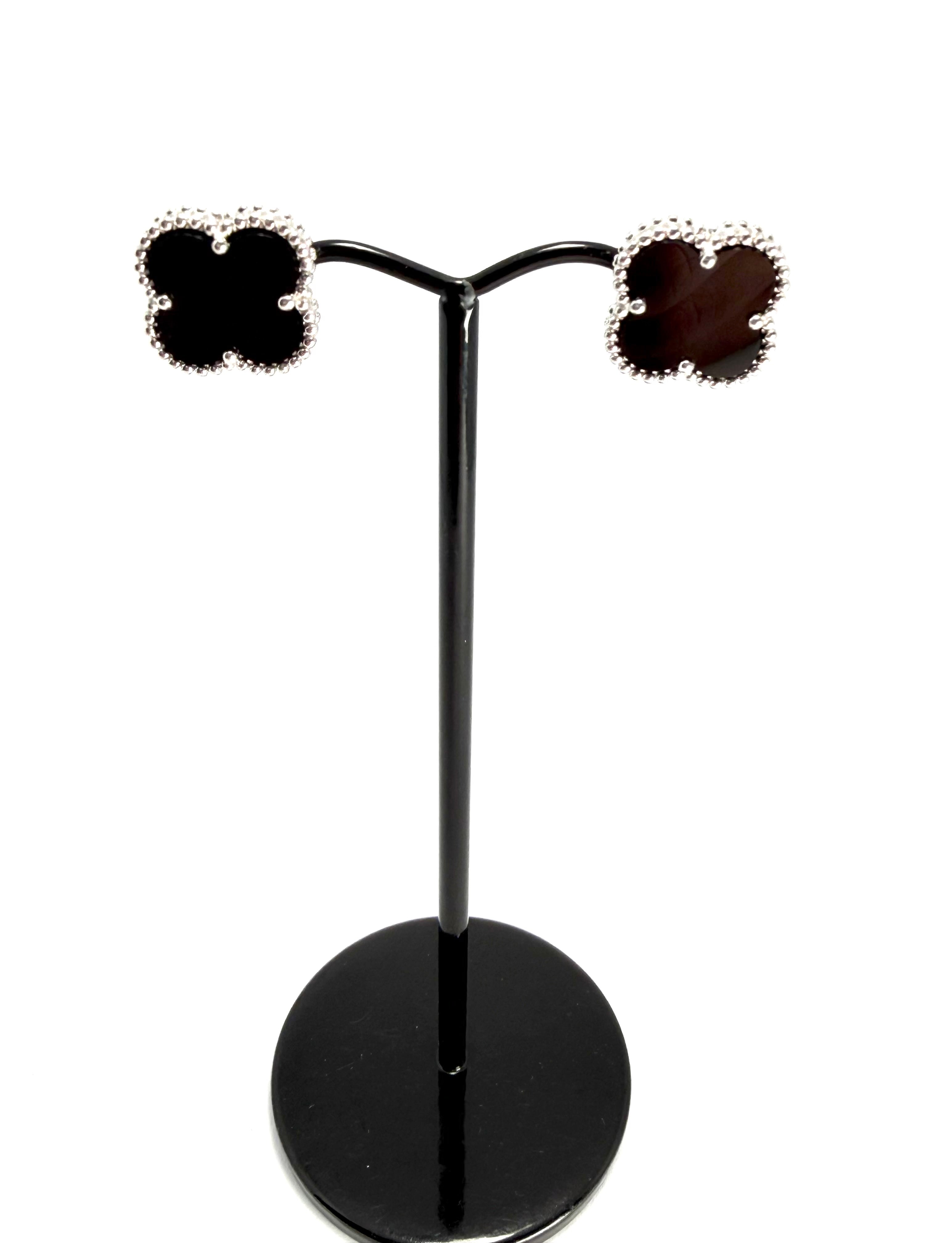 Silver black 4 leaf clover stud earrings