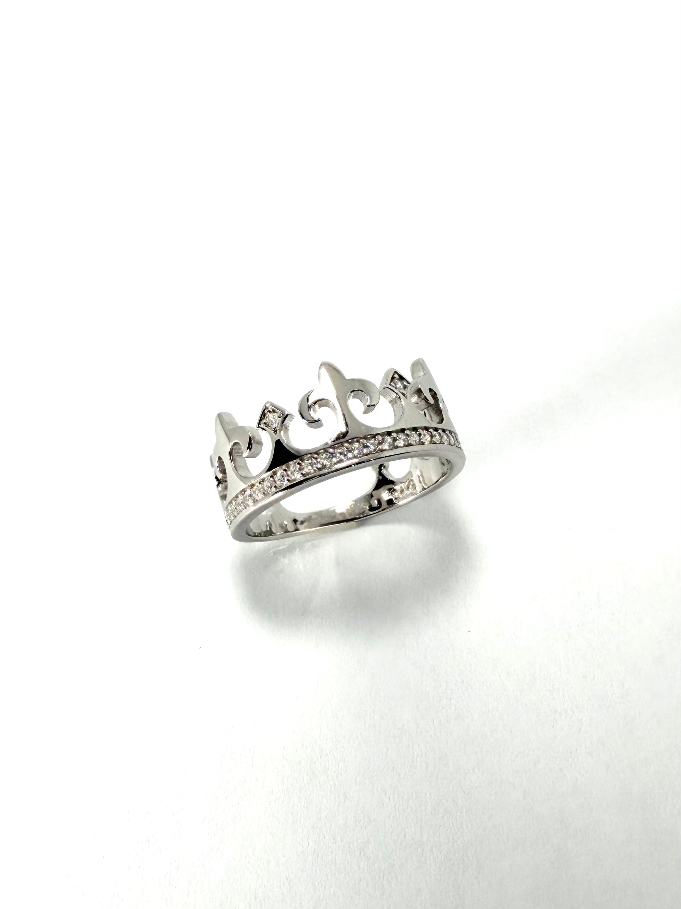 Silver cubic zirconia crown ring