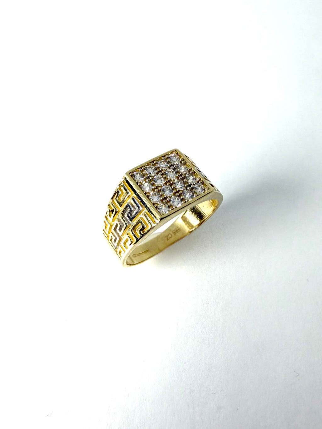 14ct gold cz gents ring