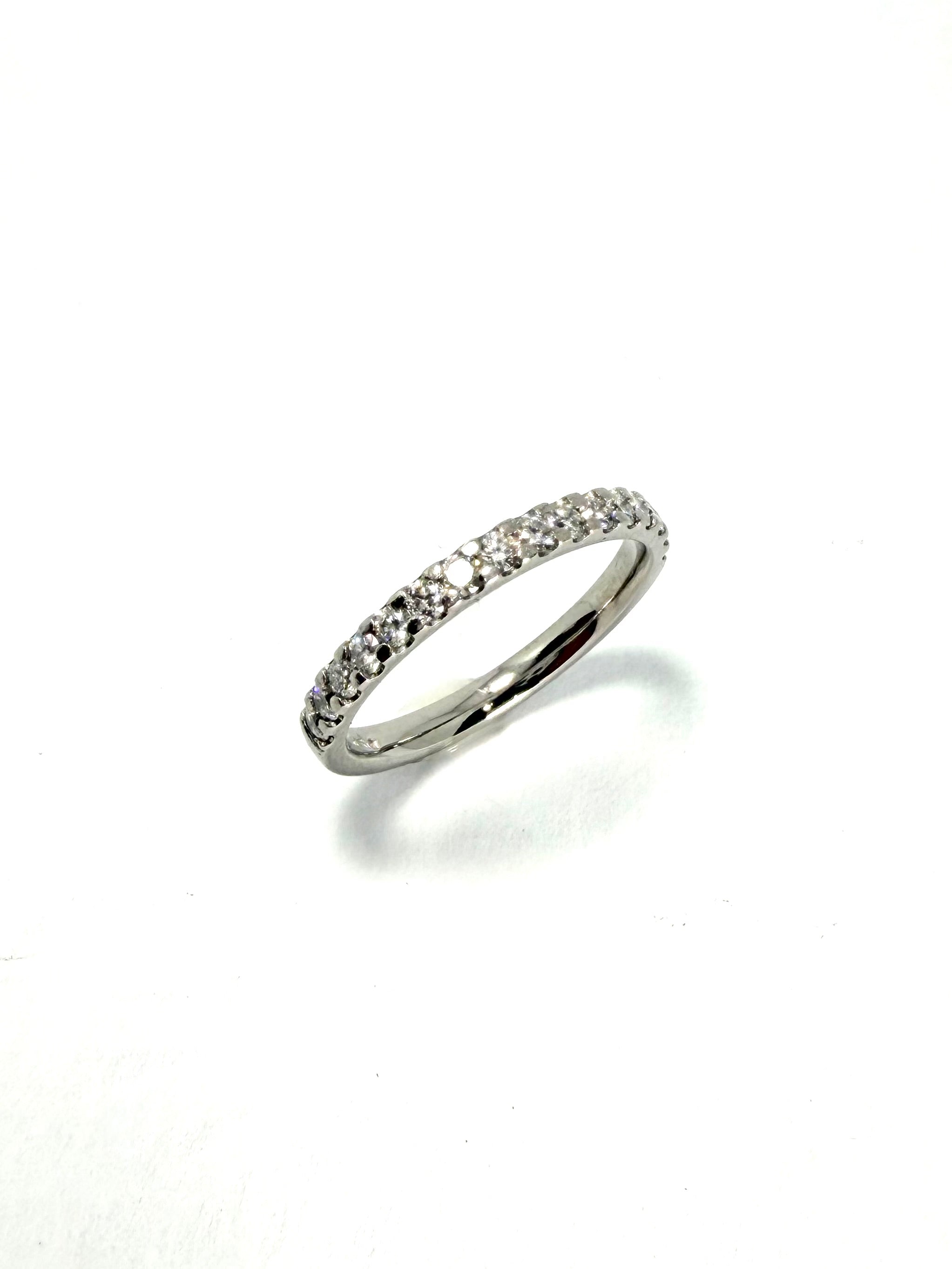 9ct white gold 30pt eternity ring