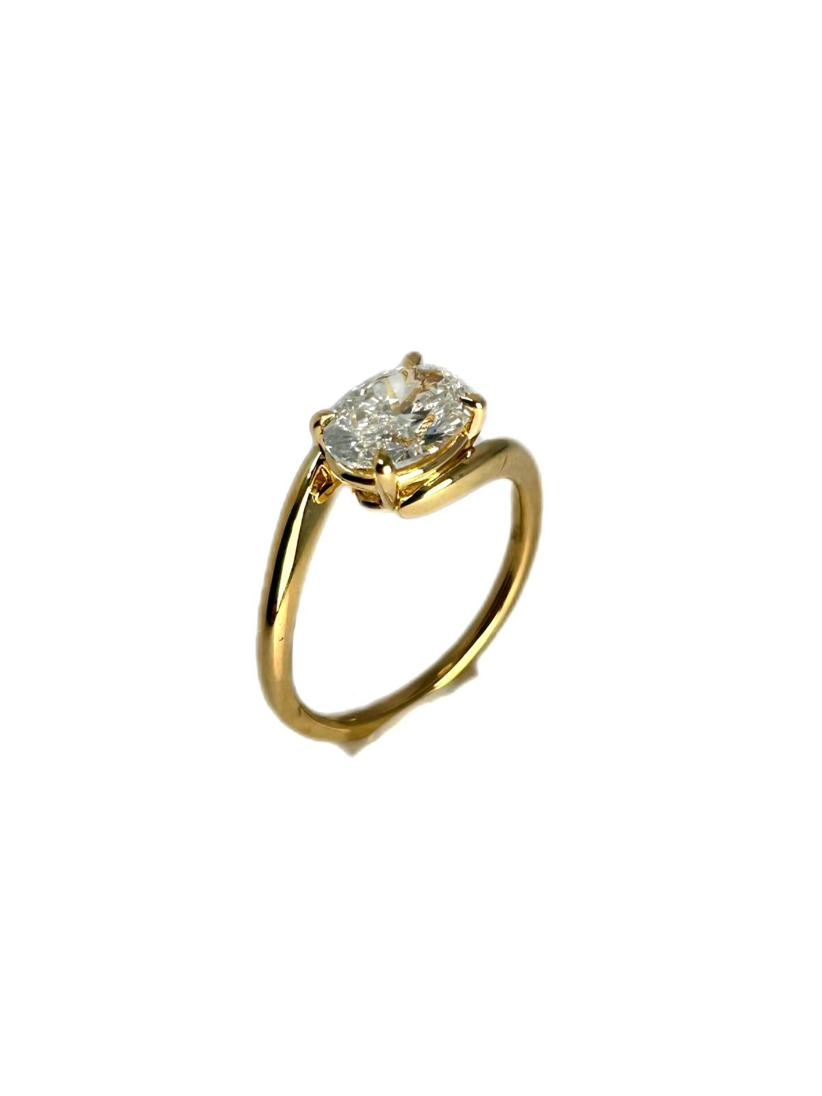 LAB DIAMOND 1.50CT OVAL ENGAGEMENT RING