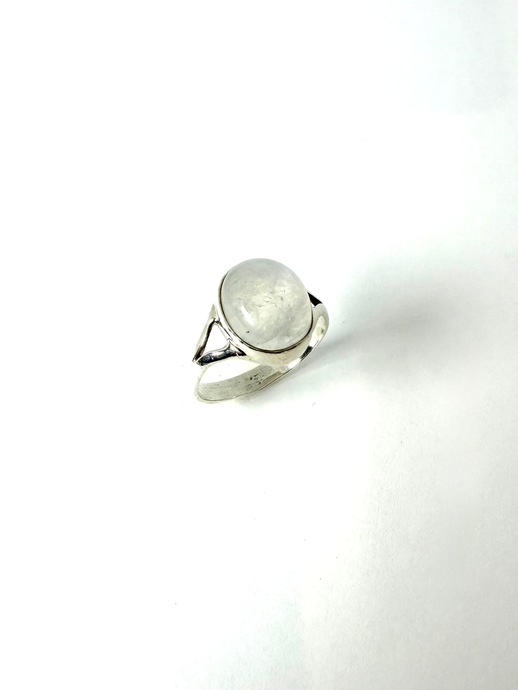 Silver moonstone ring