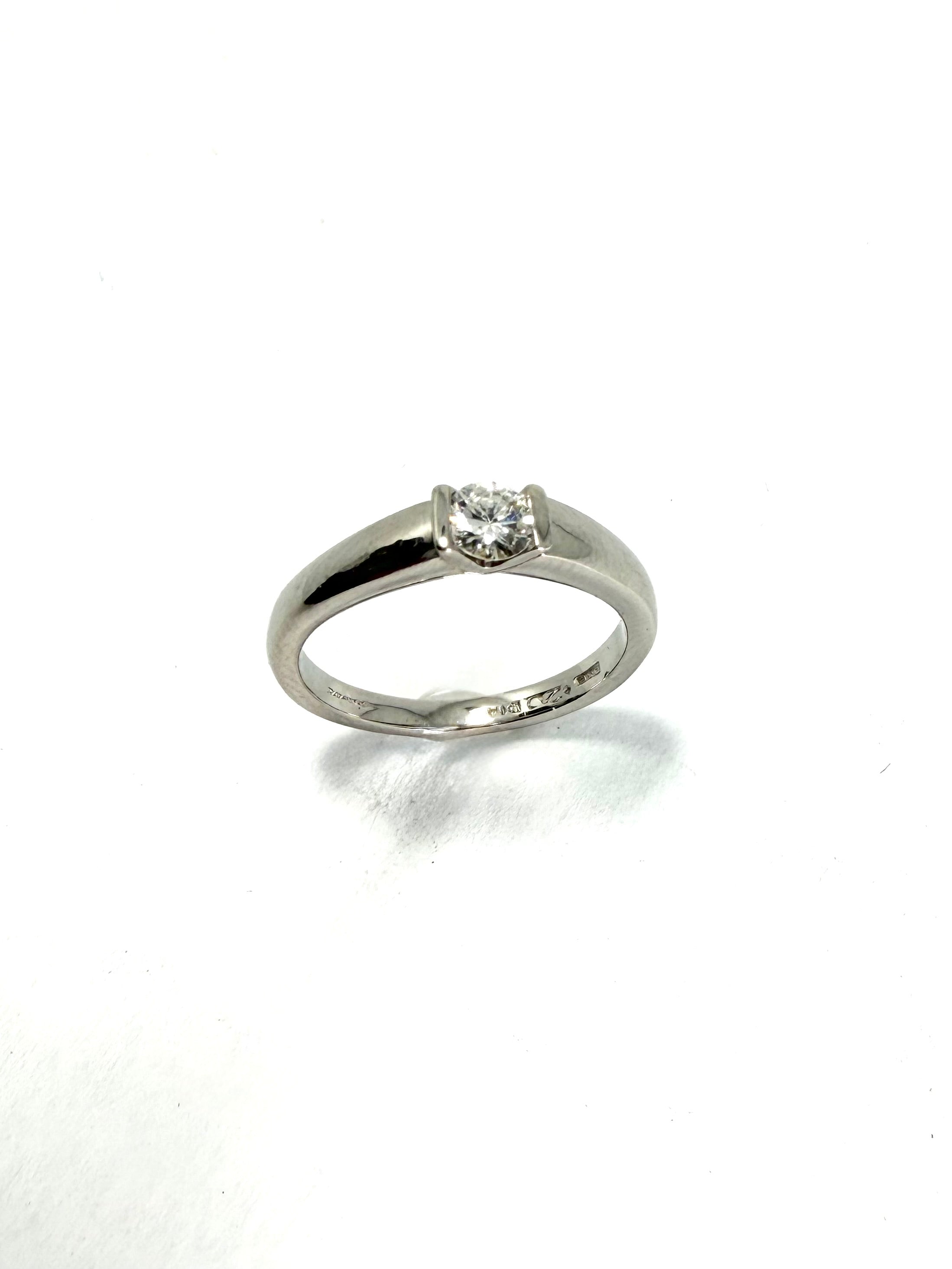 Platinum 0.20ct diamond ring