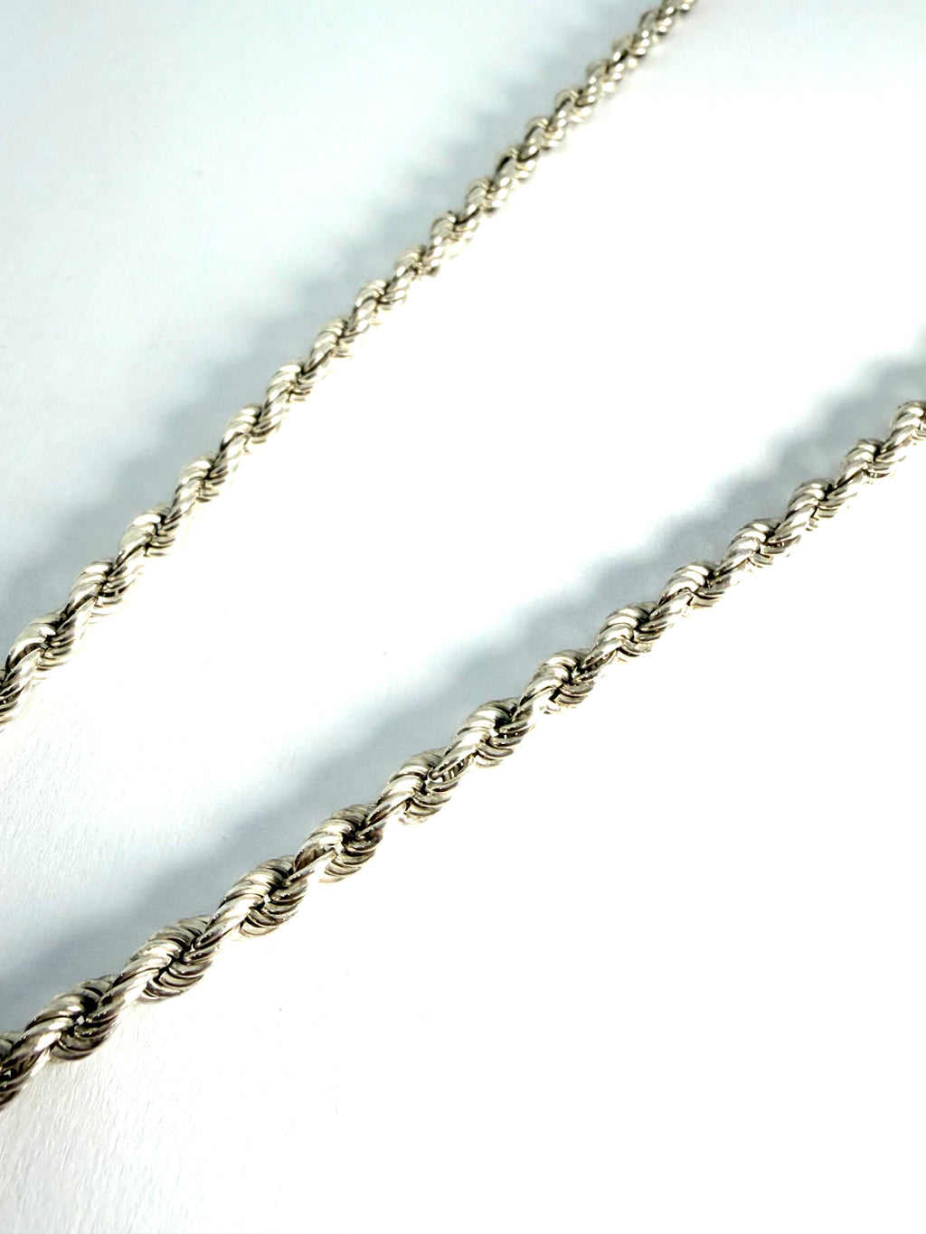 Silver rope chain