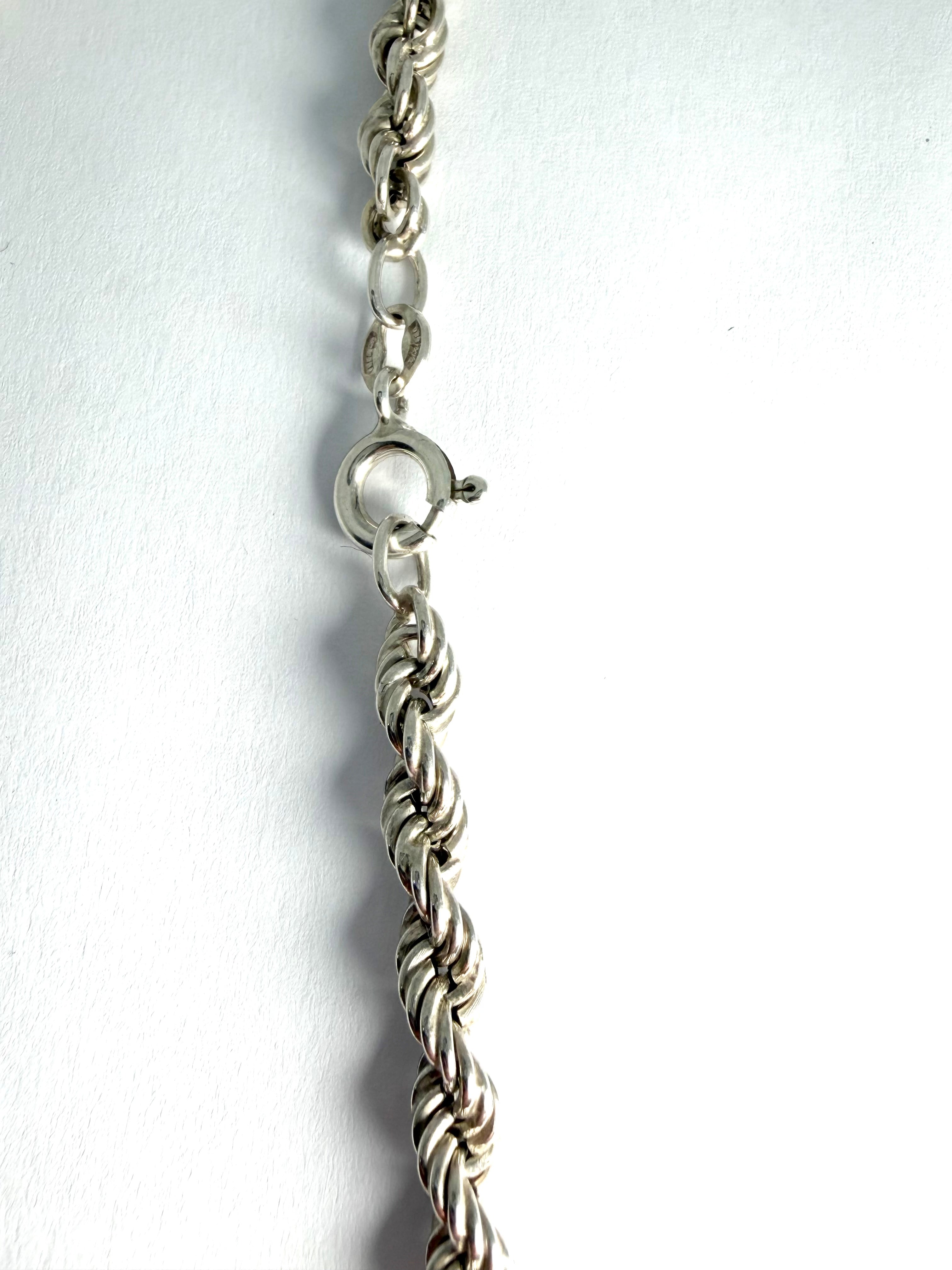 Silver rope chain