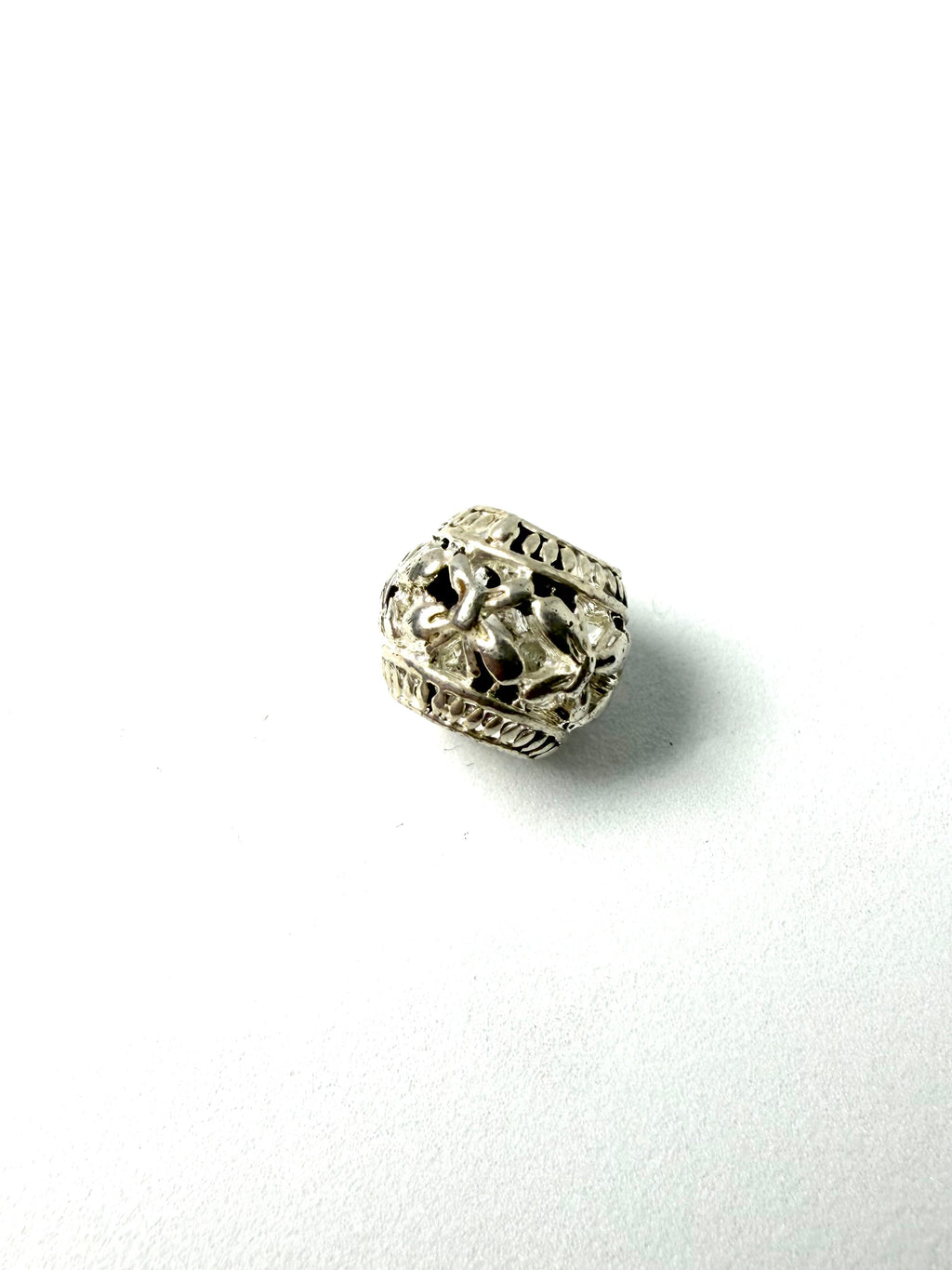 Silver unique designed spacer