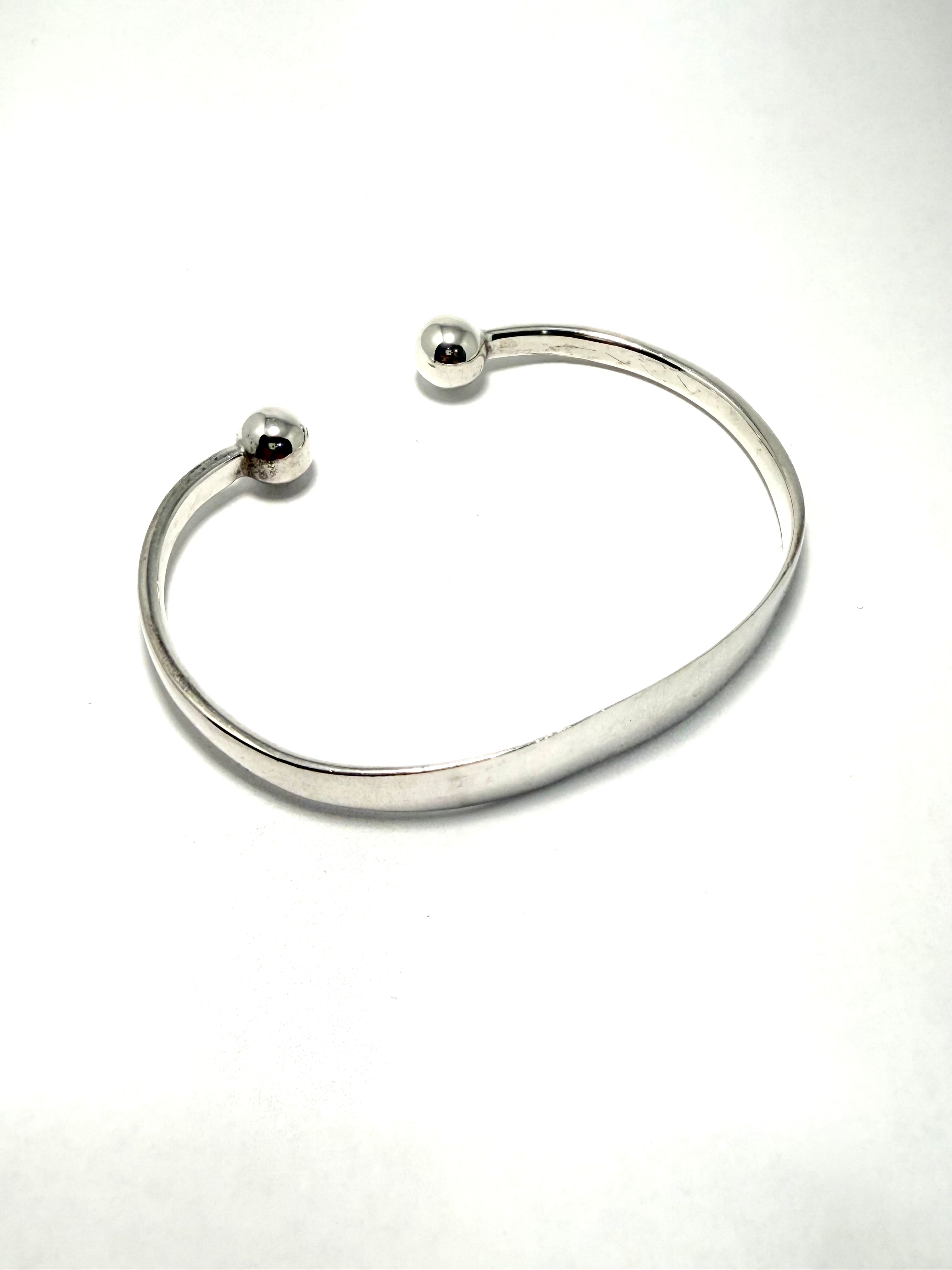 Silver torque bangle
