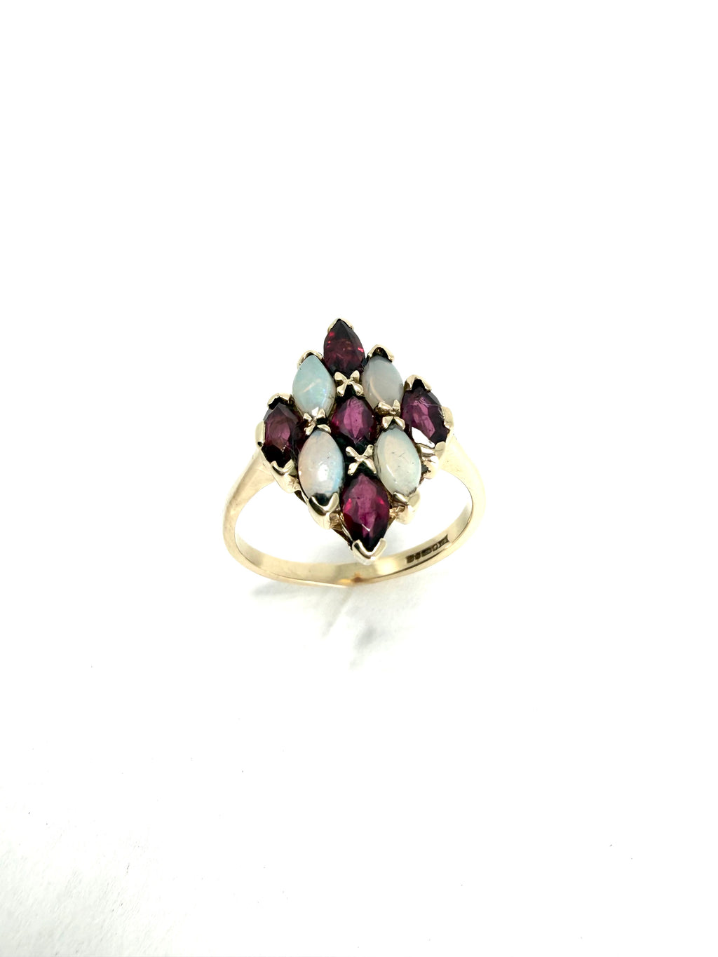 9ct gold garnet and opal ring